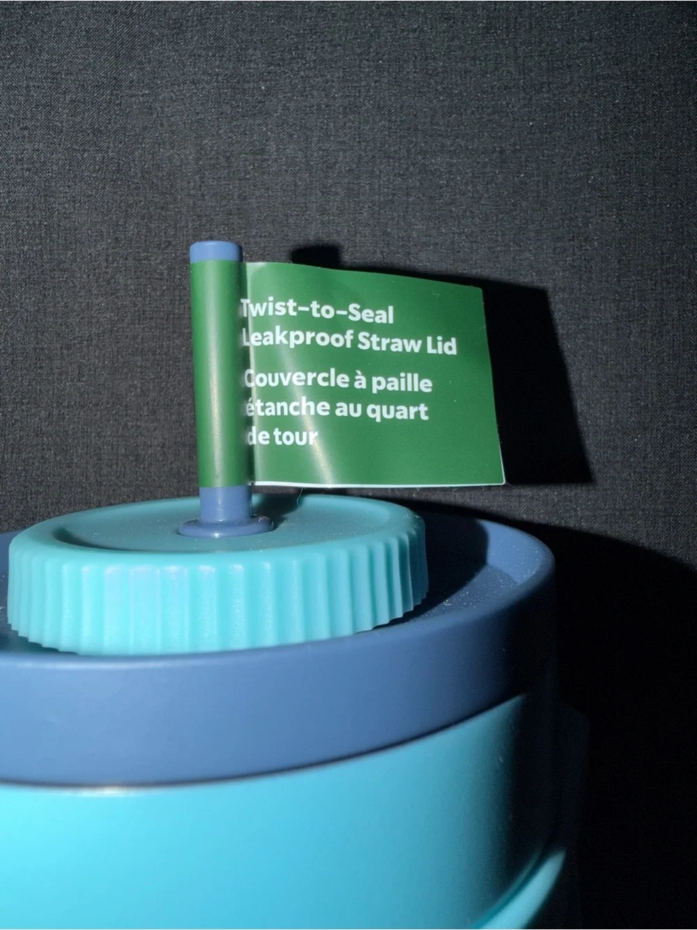 Starbucks 2025 Blue Ombre Vacuum Insulated Cold Cup 24oz NWT